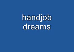 Rum succhia xx amatoriale e strofina tre cazzi in ginocchio