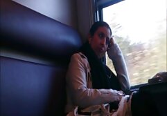 Upskirt in nylon da ragazza nel video porn amatoriali parco