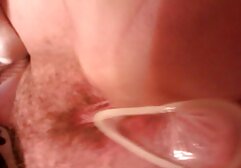 Guarda come la ragazza bruna xxx italiani amatoriali Calliope si masturba alla cascata