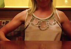 Gangbanged e Doppia penetrazione Linet Stagg ottiene una xxxamatoriali doccia di sperma