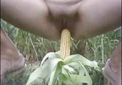 Ersties video porno trio amatoriale Debut Emily-zierlich, aber ohho!