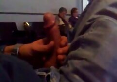 La principessa Cameron con porn amatorial i capelli corti si tinge il culo, il corpo nudo!