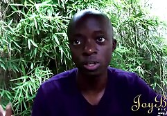 Dritto ragazzo Buzz ottiene gay xxx italiani amatoriali testa