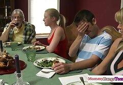 Voyeur Lesbiche Slave penetra attraverso video porno italiani amatoriali casalinghi il pavimento e si masturba