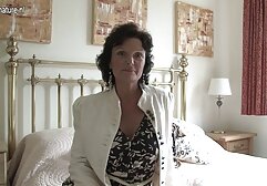 Bionda, dolce, ti xxx mature amatoriali eccita