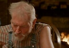 Grosso atleta senza porn hub amatoriale preservativo scopa il suo partner alla pecorina dopo un pompino