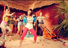 Dritto video porno italiani amatoriali veri tizi in trio cazzo babe con figa pelosa in video amatoriale